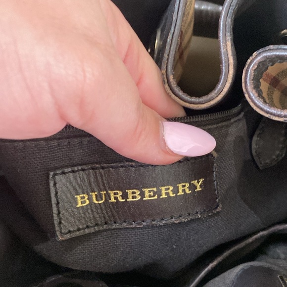 Burberry Haymarket  Nova Check Medium Hobo Handbag - Picture 13 of 16